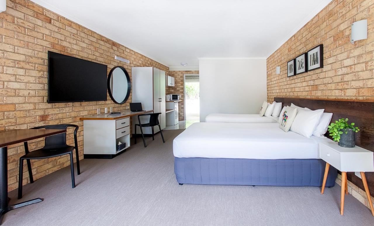 Sunshine Coast Motor Lodge Woombye Dış mekan fotoğraf