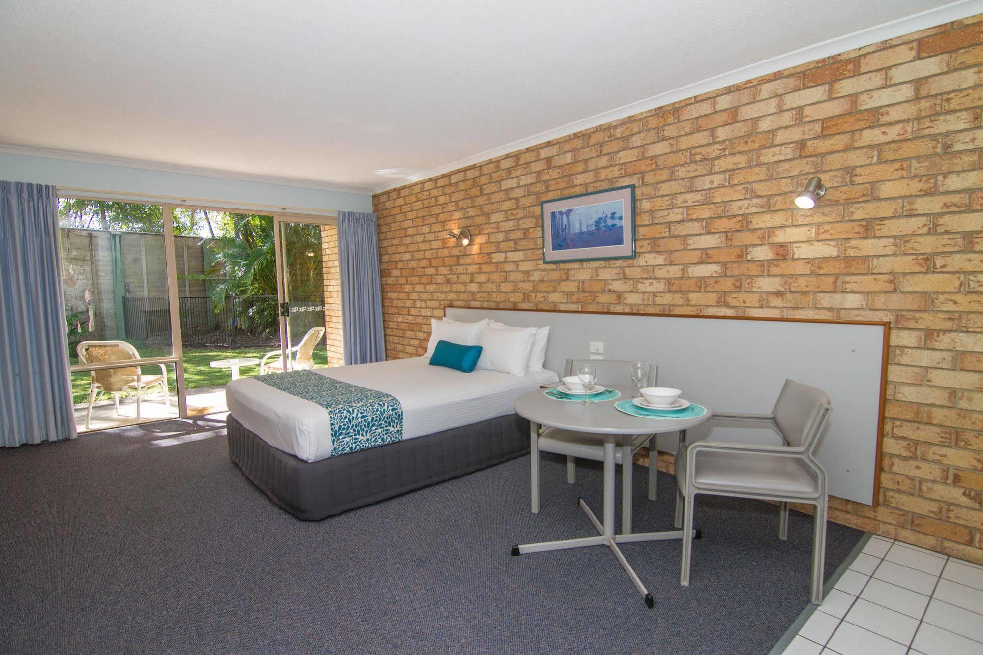 Sunshine Coast Motor Lodge Woombye Dış mekan fotoğraf